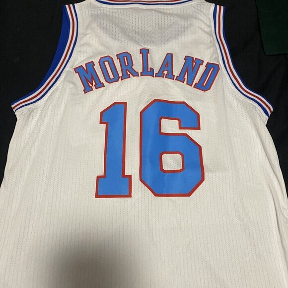 Champion Space Jam Tune Squad Jersey Adult Medium White Morland Mens - Picture 3 of 5